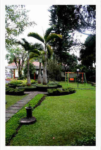 Tanjung Plaza Hotel Prigen Exterior foto